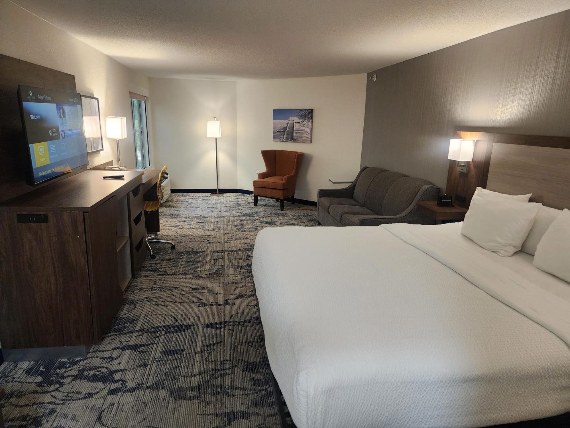 La Quinta By Wyndham Milwaukee Sw New Berlin Hotel Buitenkant foto