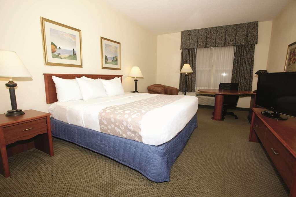 La Quinta By Wyndham Milwaukee Sw New Berlin Hotel Kamer foto